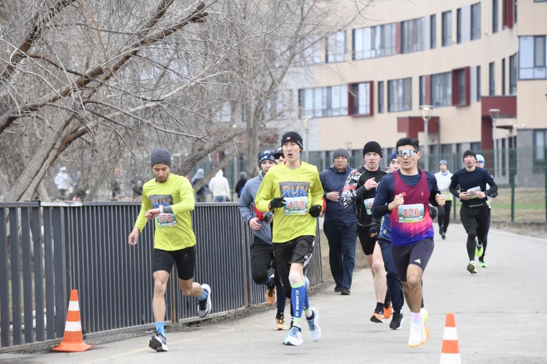 Порядка 500 астанчан приняли участие в забеге Astana run