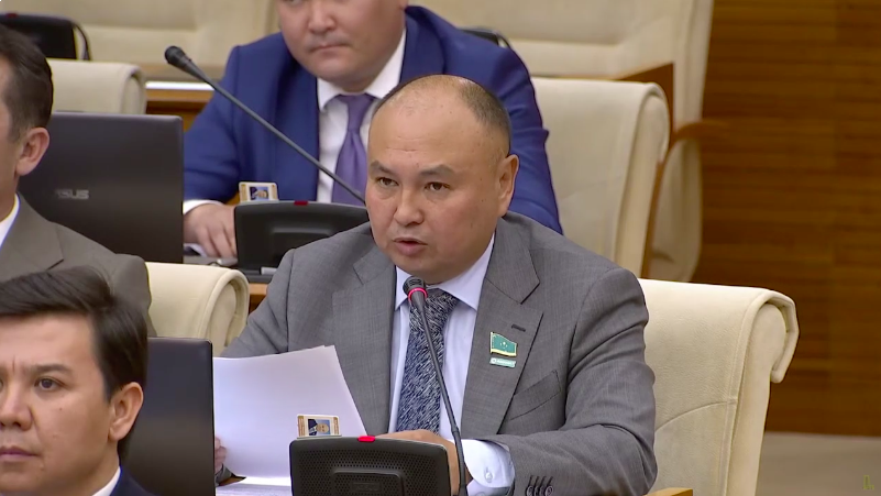 Ерлан Саиров попросил Премьер-министра ограничить Тик-Ток в Казахстане 