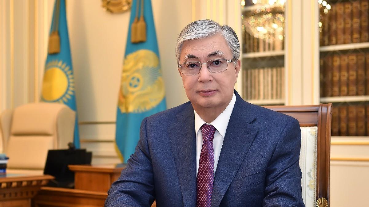 Глава государства поздравил казахстанцев с Днём Победы