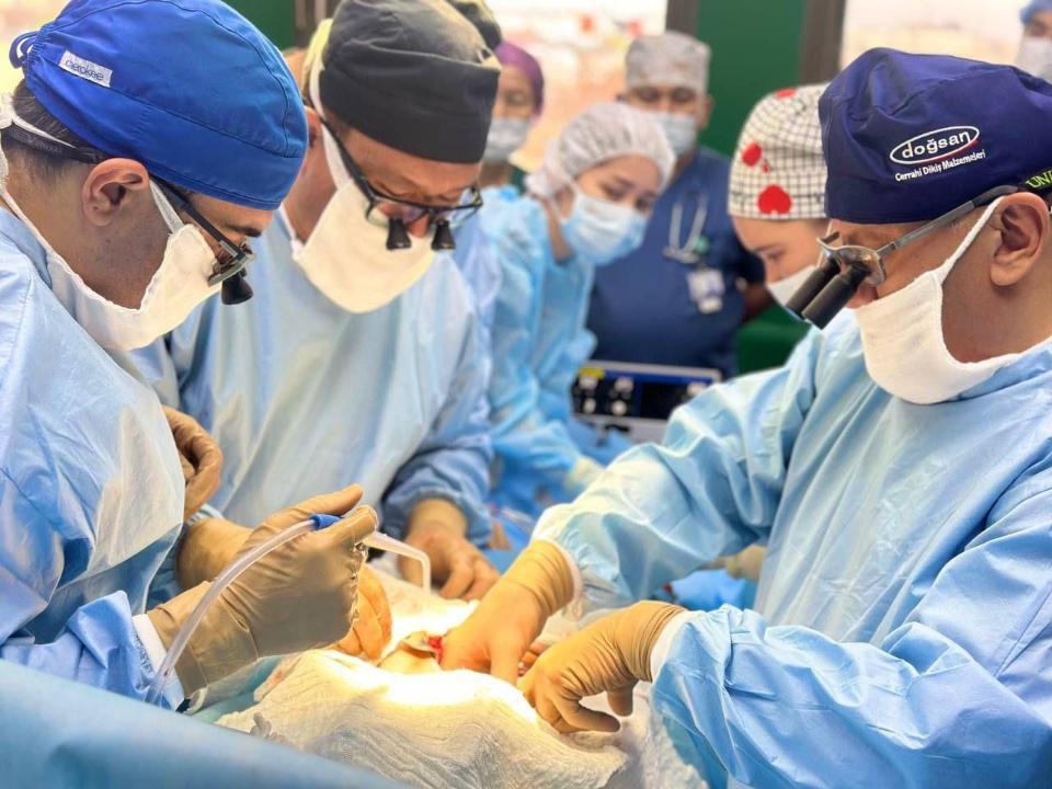 Операцию по перекрестной трансплантации почек впервые провели в Казахстане