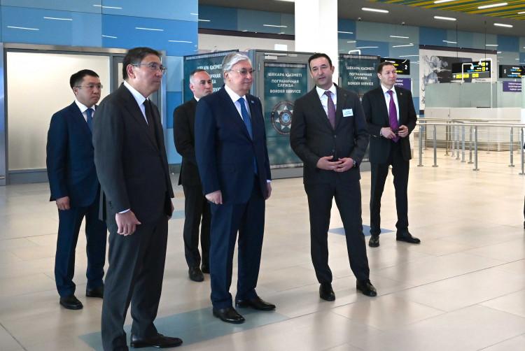 Касым-Жомарт Токаев посетил новый международный терминал аэропорта Алматы