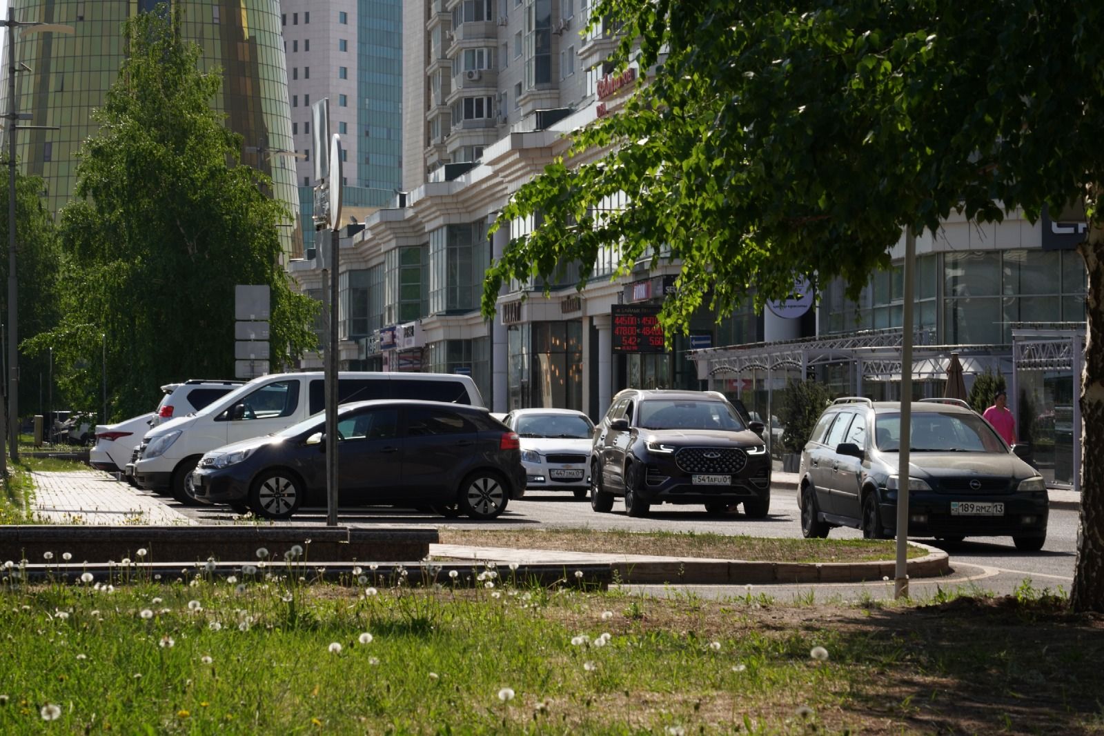 Ұзын, қысқа және атаусыз: Астанада қандай көшелер бар?